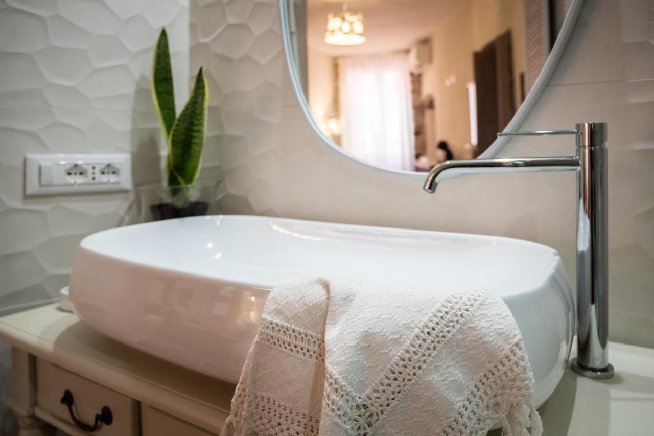 בוסה Dimora Sant'Ignazio Guest House מראה חיצוני תמונה