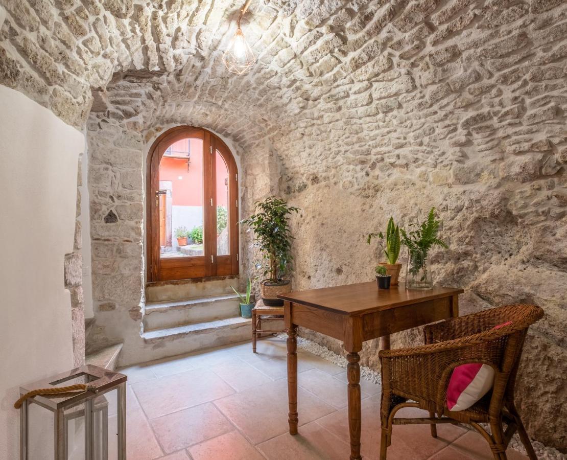 בוסה Dimora Sant'Ignazio Guest House מראה חיצוני תמונה